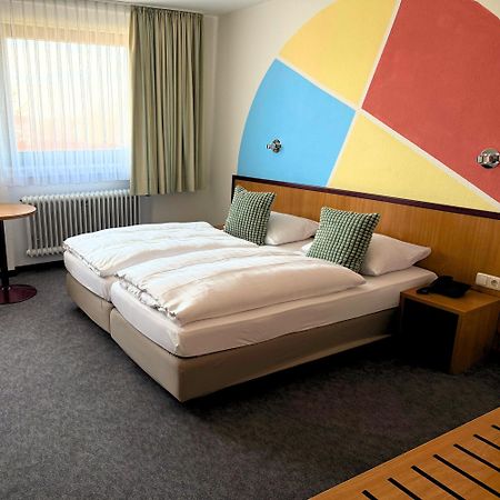 Colourful Hotel Bielefeld Exteriör bild